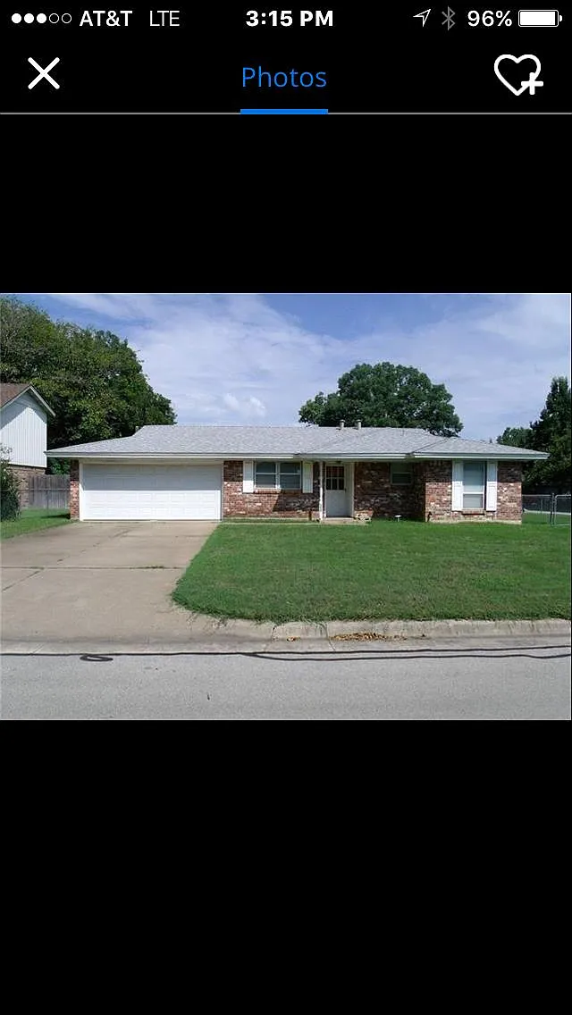 3 bed, 1132 sqft, $1,700 — Photo 1