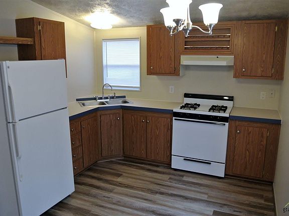 5th image of 19476 County Road 2176 #B