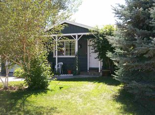 603 Sandy Ave, Yerington, NV 89447