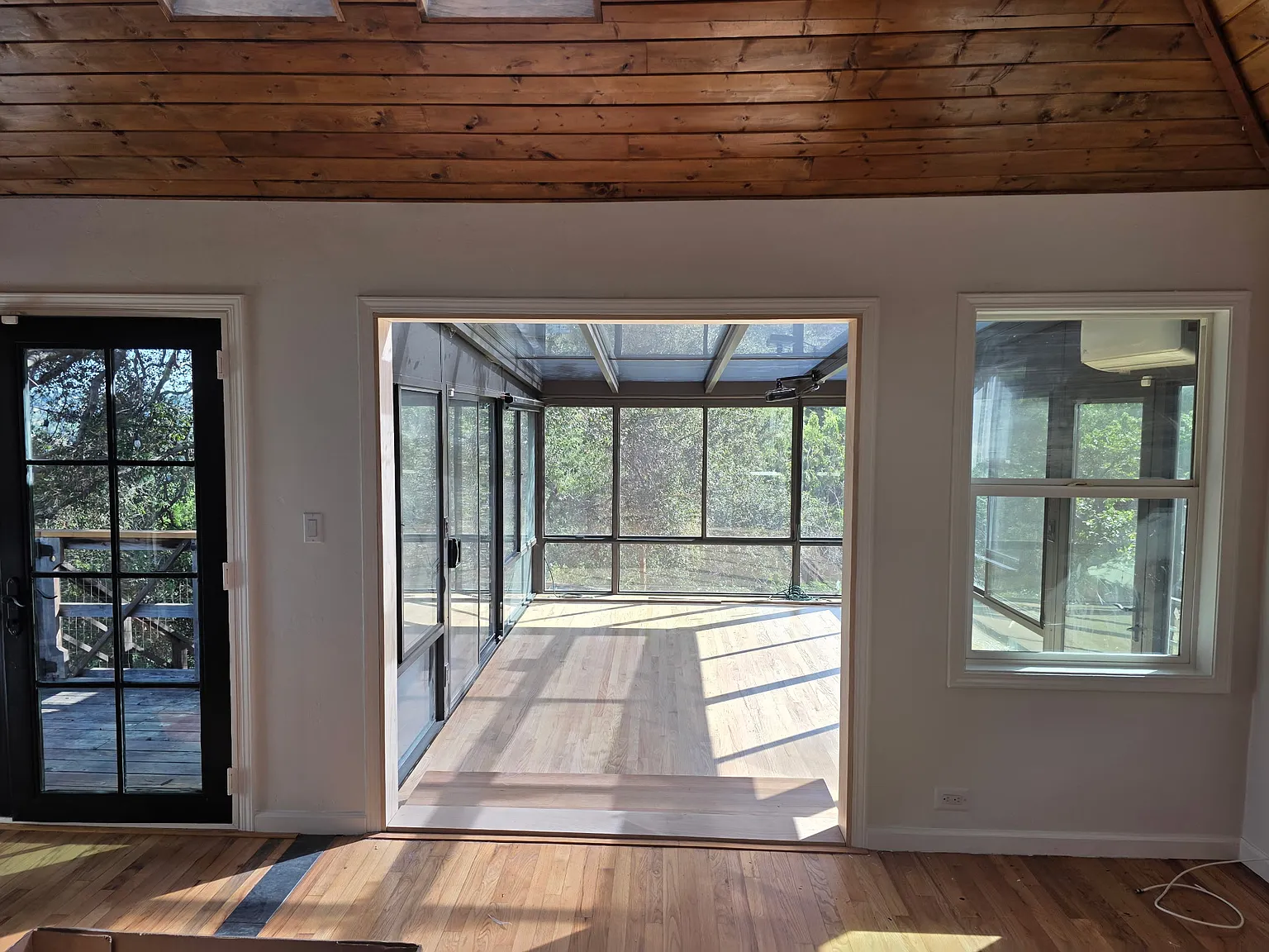 536 Quail Dr — Photo 2
