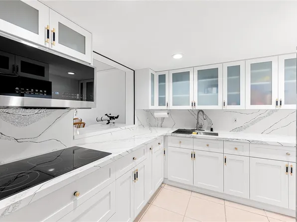 6195 Rock Island Rd APT 503, Tamarac, FL 33319