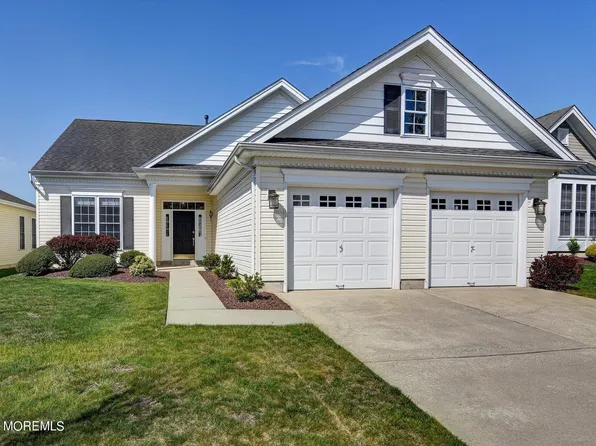 20 Barton Creek Road, Jackson, NJ 08527