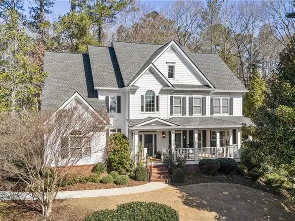 585 Glen Hampton Dr, Milton, GA 30004