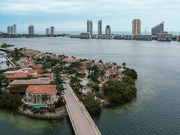 5th image of 6000 Island Blvd APT 1908