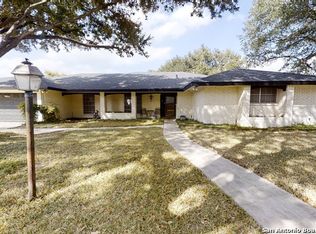 421 Candleglo, Windcrest, TX 78239