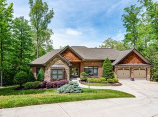 167 Pine Tree Ln, Caryville, TN 37714