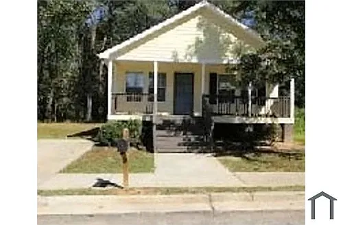 1048 Thomasville Estate Way Photo 1