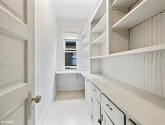 2146 Asbury Ave — Photo 8