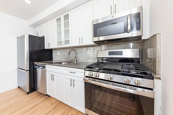 Rented by Compass | media 3