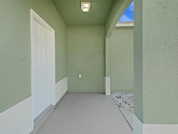 5th image of 12392 NE 48th Loop