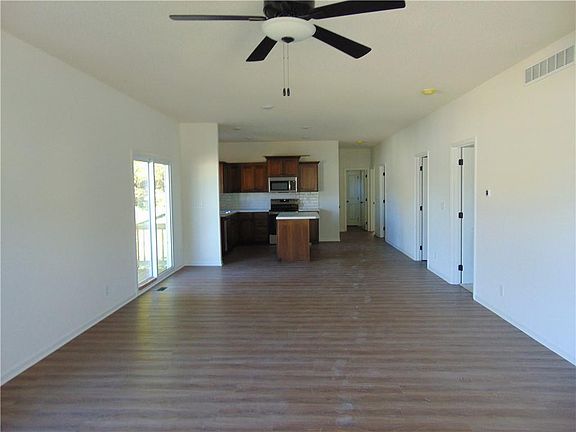 2nd image of 3017 Getty St