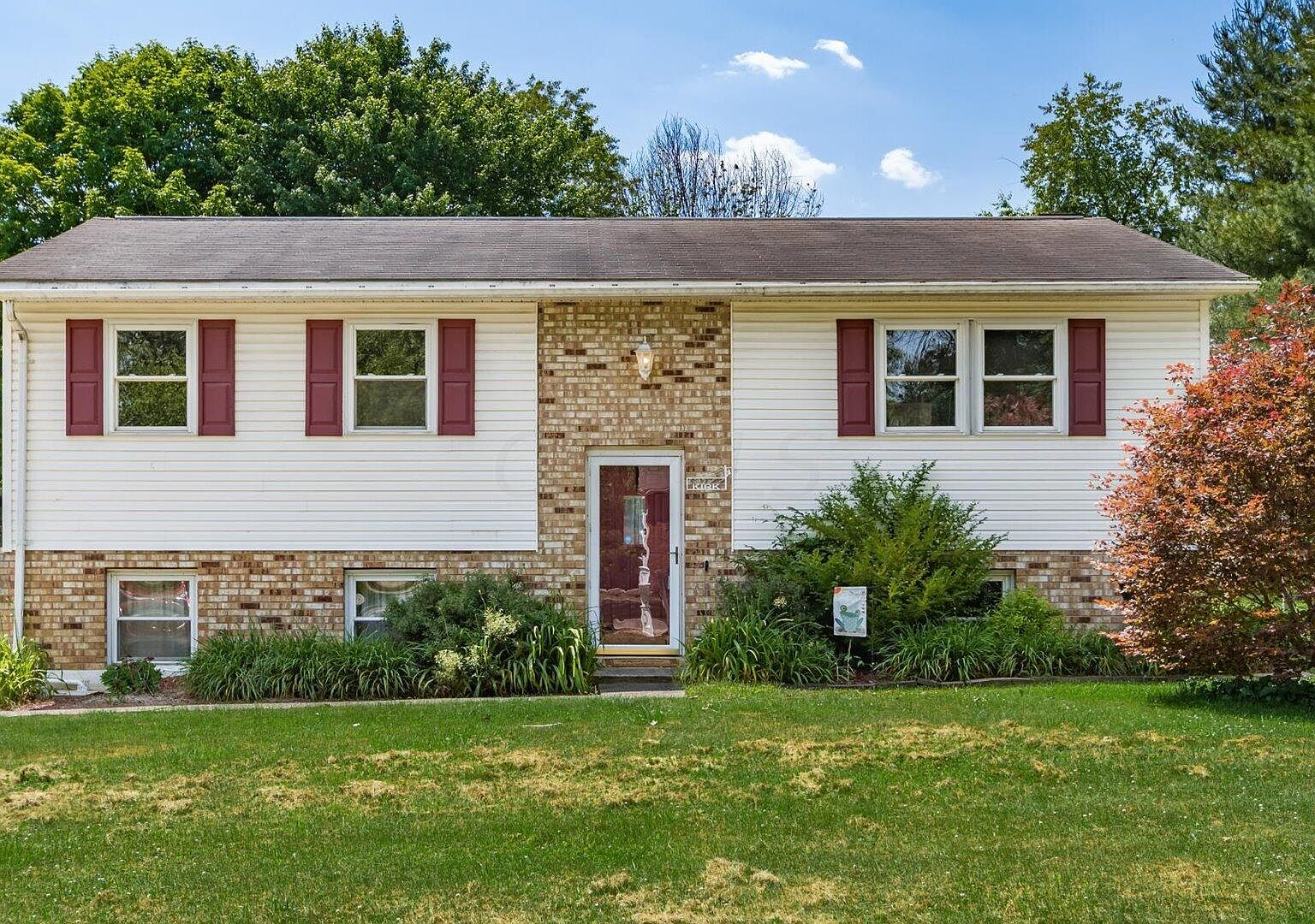 61177 Kadon Dr, New Concord, OH 43762 | Zillow