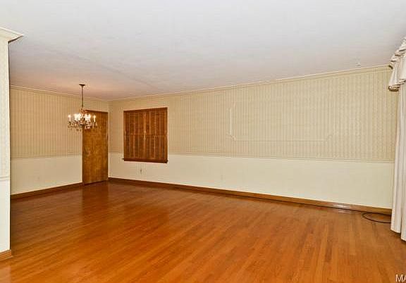 4th image of 9 Saint Francis Ct