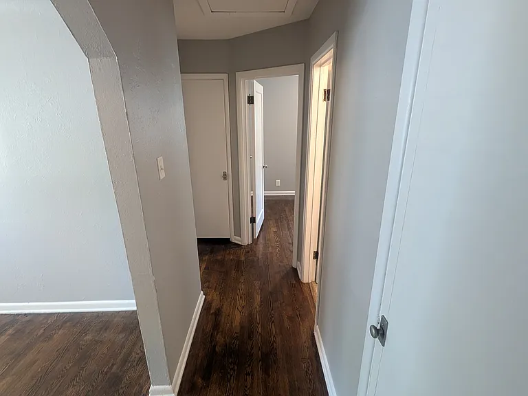 1717 Newark St — Photo 16