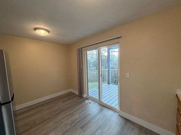 5th image of 249 S 10th St #A