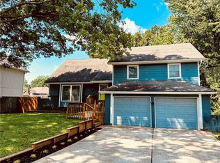 1505 SW 23rd St, Blue Springs, MO 64015