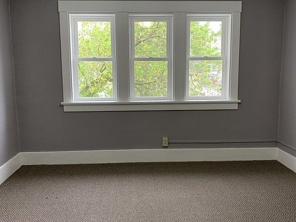 5th image of 1016 Bower St #1/2