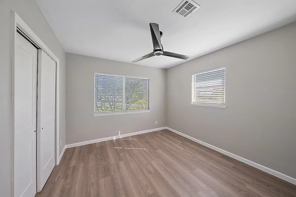 2 bed, 936 sqft, $2,295 — Photo 1