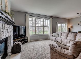 3523 Stillwater Cir, Waukesha, WI 53189