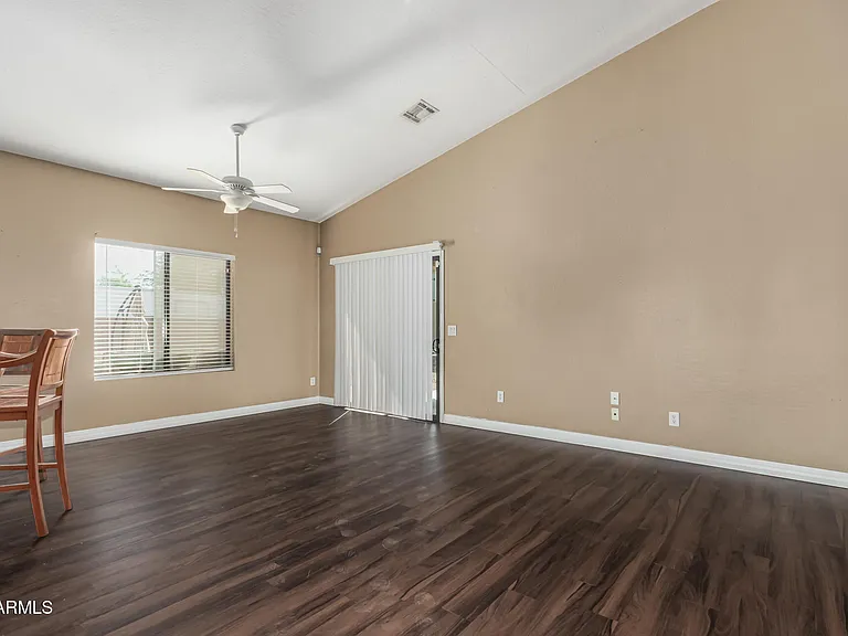 2513 W Novak Way — Photo 8