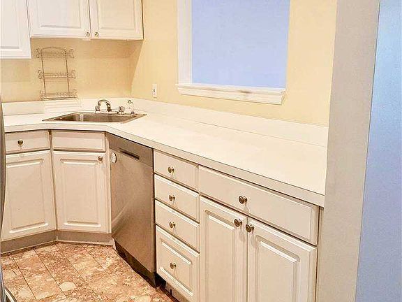 4th image of 110 Atlantic Ave APT 52