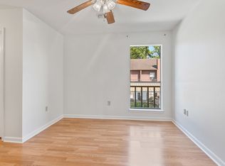 956 Ridgepoint Ct #15C, Baton Rouge, LA 70810