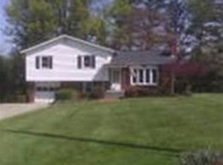 301 Kirk Ave, Barnesville, OH 43713
