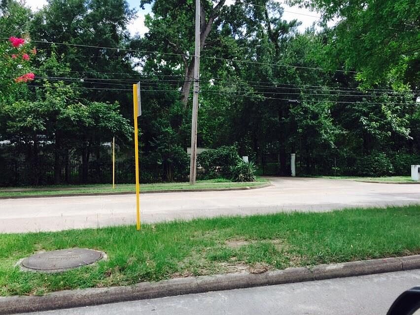 1st image of 11439 Memorial Dr