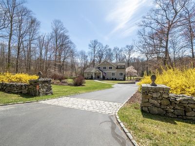 99 Twin Oak Lane, Wilton, CT, 06897
