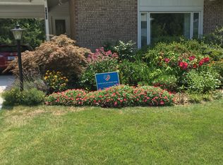 8425 Cottage St, Vienna, VA 22180