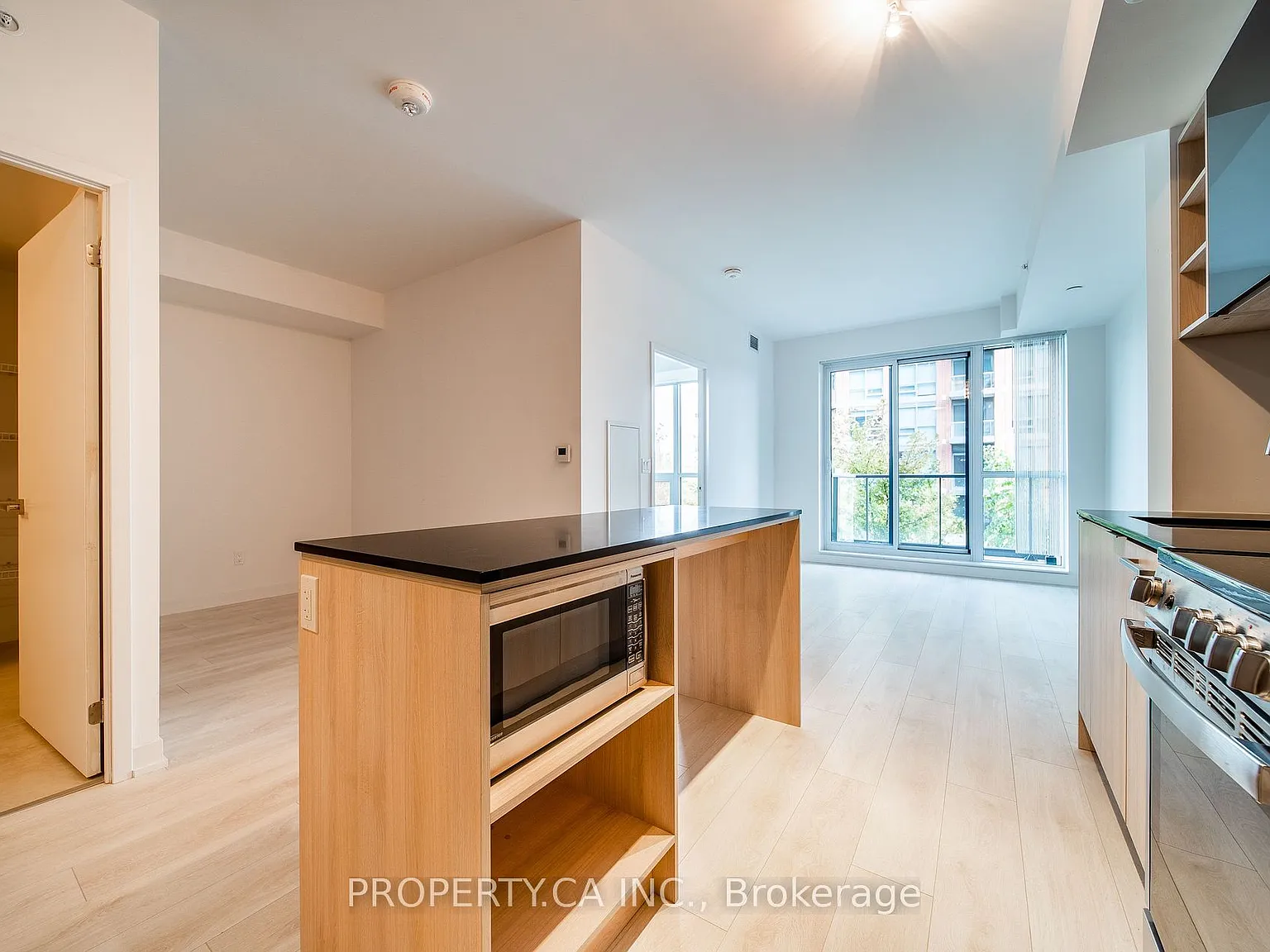 2 bed, $2,450 — Photo 4