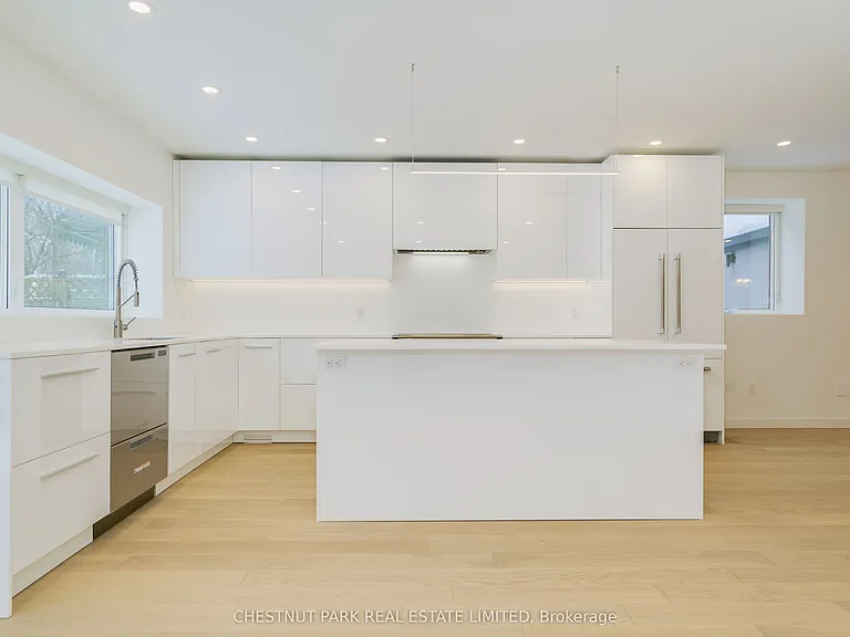 116 Boulton Dr — Photo 13