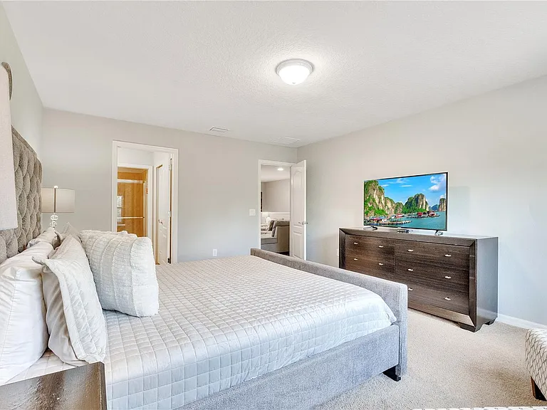 8827 Geneve Ct — Photo 39