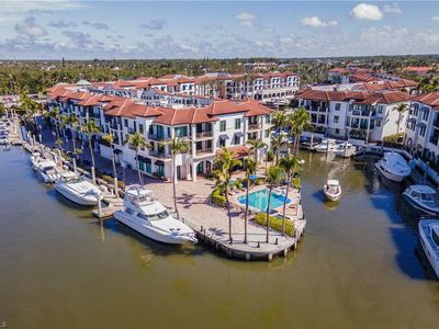 1490 5th Ave S #1-212, Naples, FL, 34102