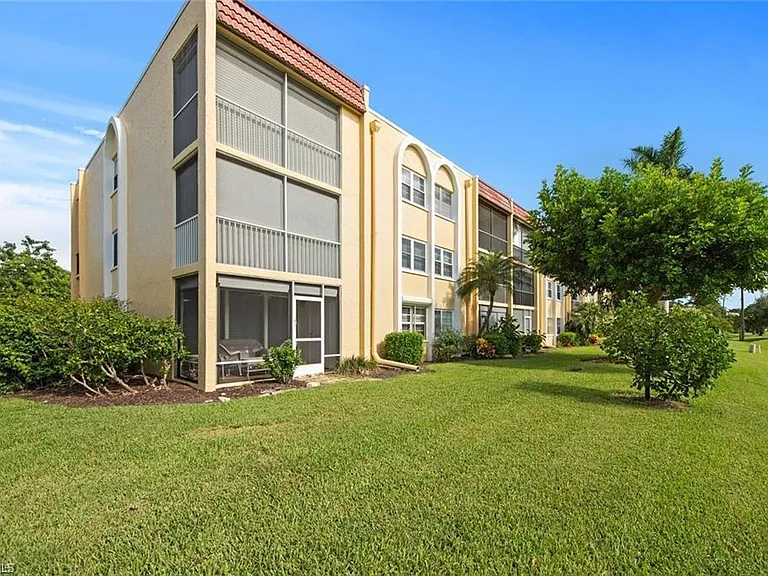 1085 Forest Lakes Dr #8305 — Photo 17