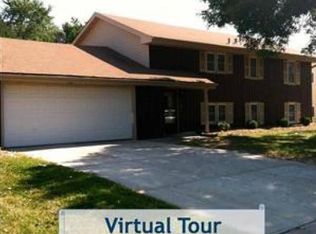 1047 Thorndale Ave, New Brighton, MN 55112