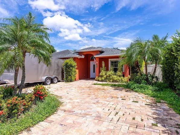 4907 Carlyle Rd, Tampa, FL 33615