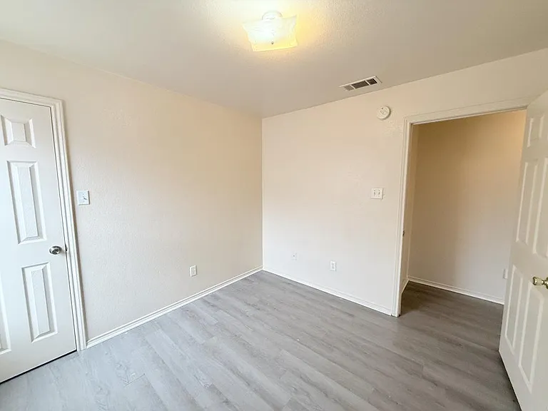 3407 Toledo Dr #C — Photo 24