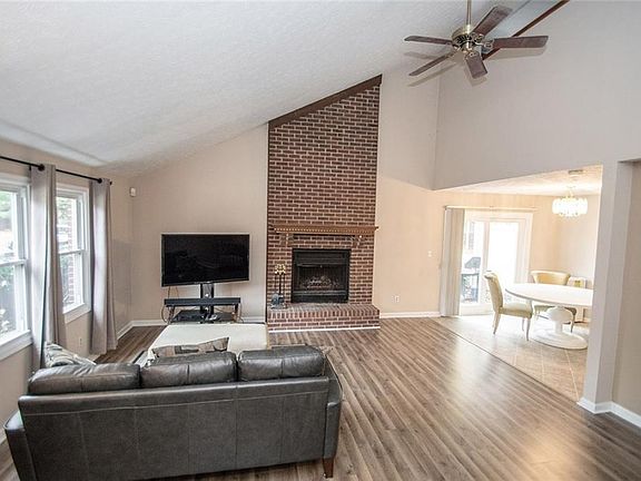4th image of 9258 Cinnebar Dr