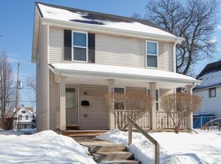1938 N 28th St, Milwaukee, WI 53208