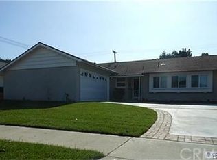 6962 Oxford Dr, Huntington Beach, CA 92647