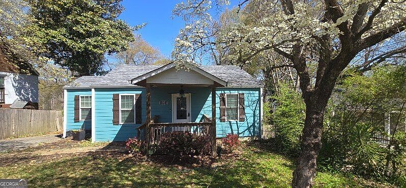 1st image of 1901 E Farris Ave