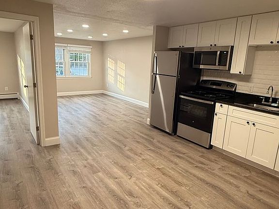 4th image of 90 Ridgewood Ln #27-05