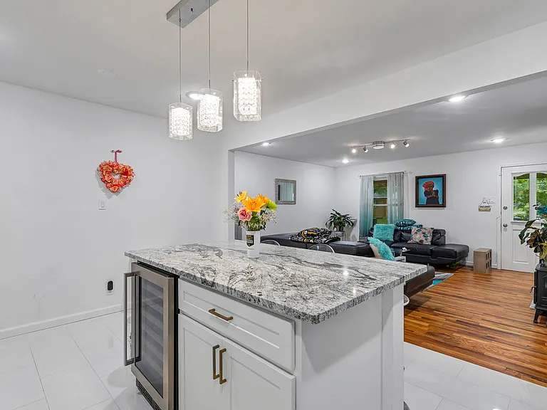 2044 Kingsford Dr — Photo 20