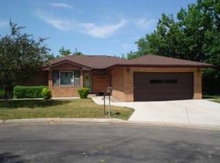 12809 Hilltop Rd, Burnsville, MN 55337