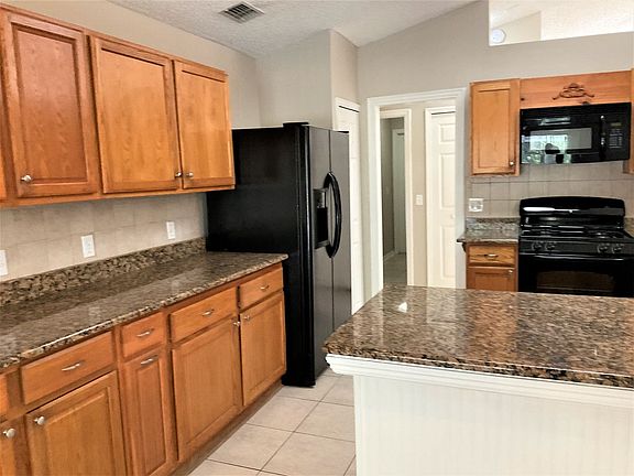 4th image of 1855 Aston Hall Dr E