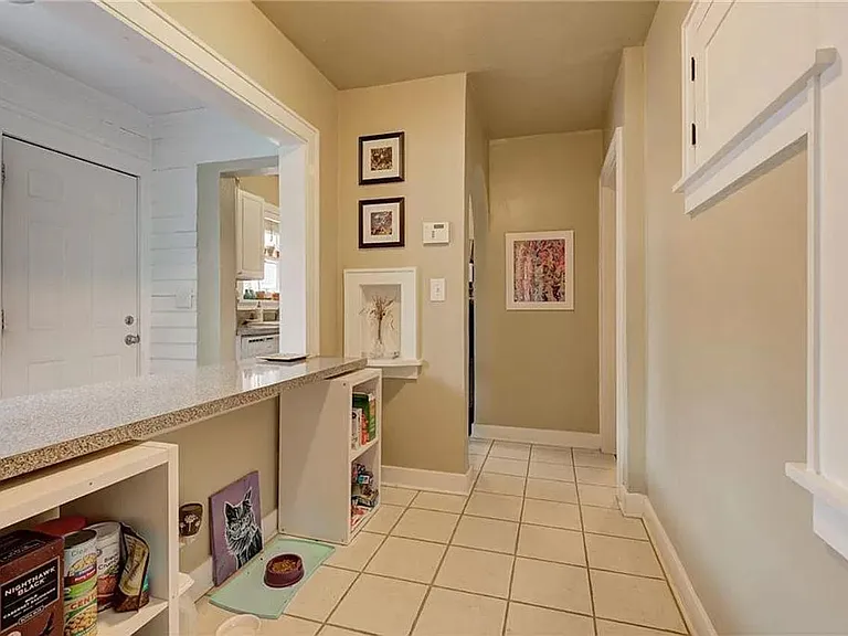 2823 NW 13th St — Photo 15