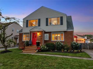 242 N Creek Dr, Cheektowaga, NY 14225