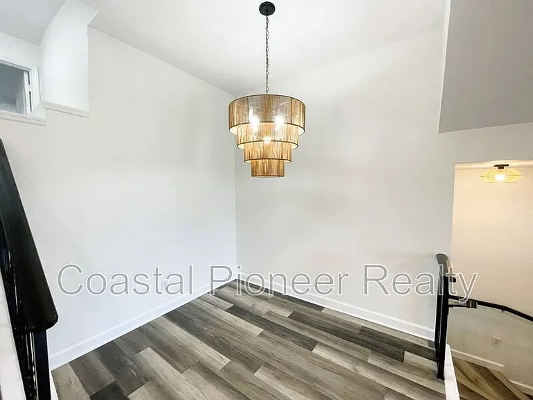 614 Seascape Way — Photo 7
