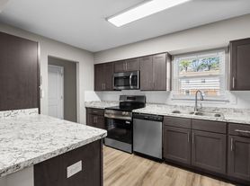 Lynnhaven Landing Apartments